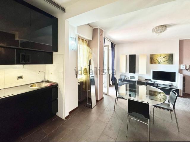 Appartamento in vendita di 72 m² in Via Vittorio Veneto, 11