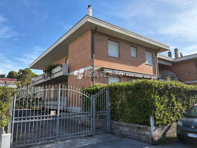 Appartamento in vendita di 72 m² in Via Arno, 40