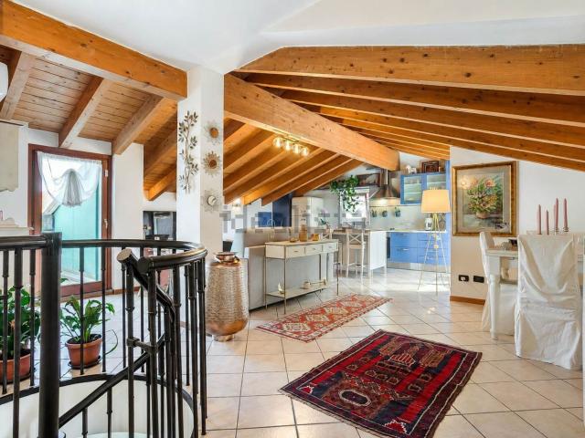 Appartamento in vendita di 75 m² in Via Bengasi, 1