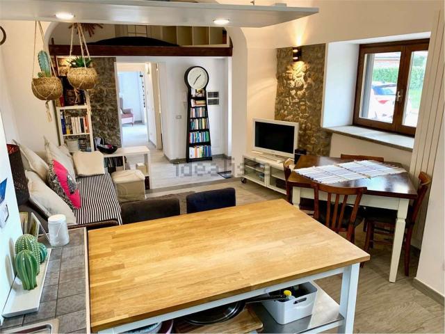 Appartamento in vendita di 72 m² in Via Colle Favetto, 5
