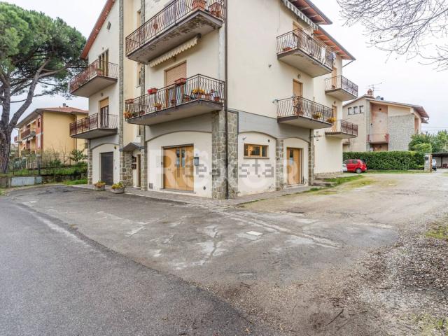Appartamento in vendita di 72 m² in Via del Crocifissino, 5