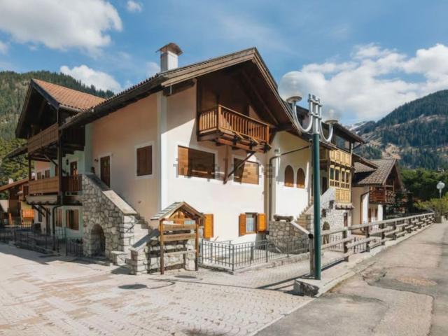 Appartamento in vendita di 72 m² in Via di Cercenà, 98