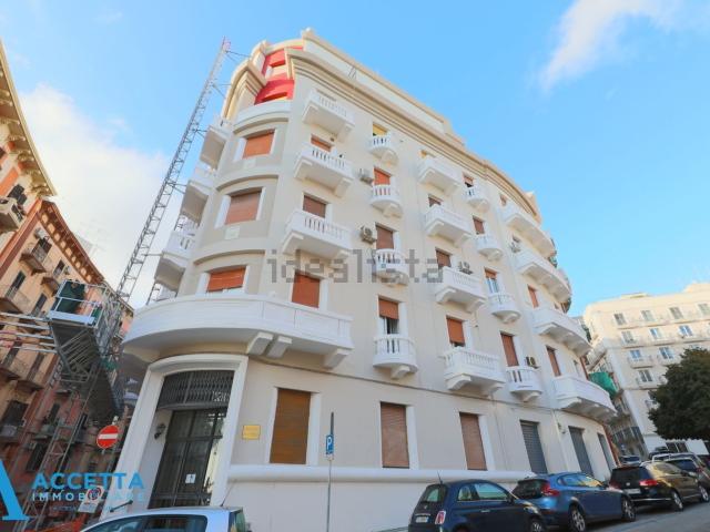 Appartamento in vendita di 72 m² in Via Duca di Genova, 63