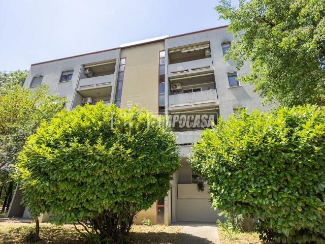 Appartamento in vendita di 72 m² in Via Enrico Zambonini