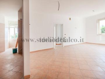 Appartamento in vendita di 72 m² in Via Francesco Petrarca