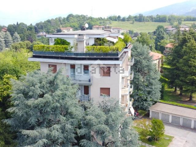 Appartamento in vendita di 72 m² in Via Giacomo Puccini, 7