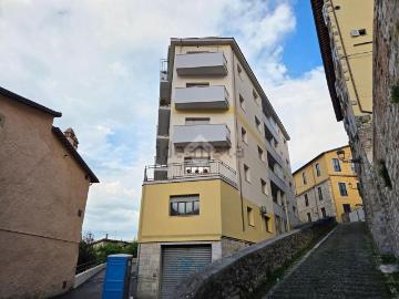 Appartamento in vendita di 72 m² in Via Giuseppe Parini, 9