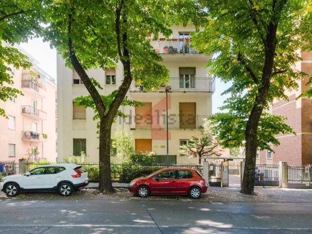 Appartamento in vendita di 72 m² in Via Pomponio Torelli, 37