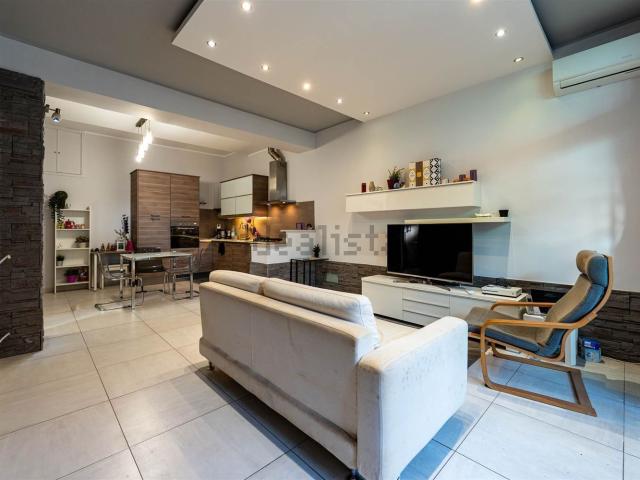 Appartamento in vendita di 72 m² in Via Portiere, 13