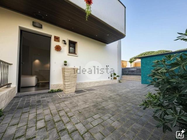 Appartamento in vendita di 72 m² in Via Praga, 40