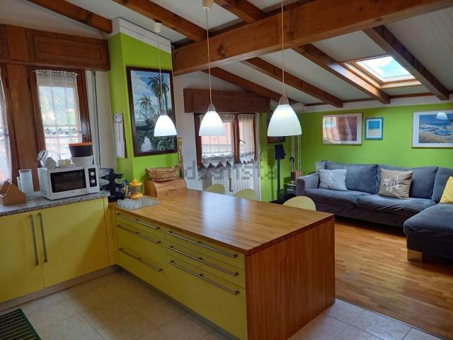 Appartamento in vendita di 72 m² in Via Statale, 93
