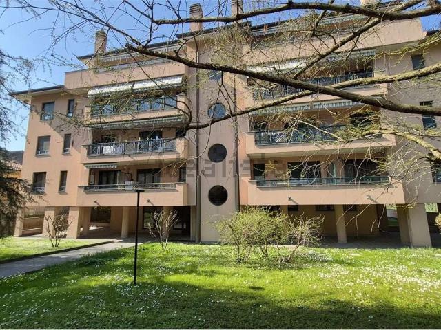 Appartamento in vendita di 72 m² in Viale Guglielmo Marconi, 25
