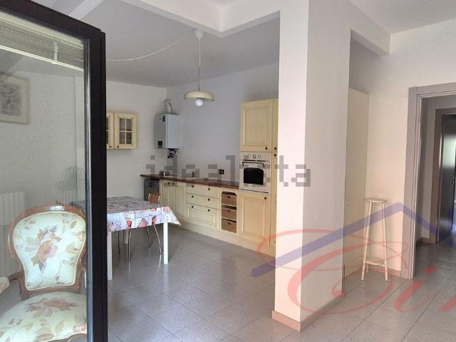 Appartamento in vendita di 77 m² in Corso Martiri della Liberazione