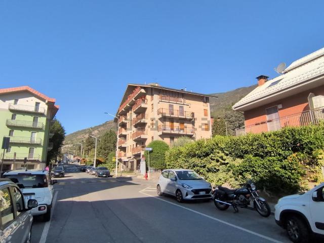 Appartamento in vendita di 77 m² in Corso Saint Martin de Corléans, 318