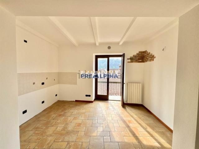 Appartamento in vendita di 77 m² in Vicolo Boesi, 8