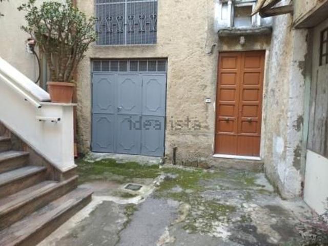 Appartamento in vendita di 77 m² in Vicolo fabio filzi frazione acquarola, 3