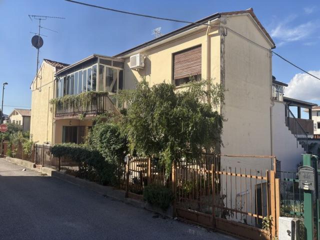 Appartamento in vendita di 77 m² in Vicolo Galzignana