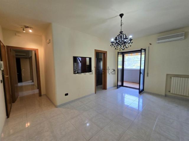 Appartamento in vendita di 77 m² in Via Vittorio Veneto
