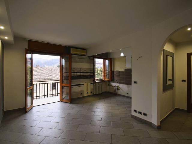 Appartamento in vendita di 77 m² in Via XX Settembre, 186