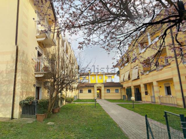 Appartamento in vendita di 77 m² in Via A. Zucchi, 6