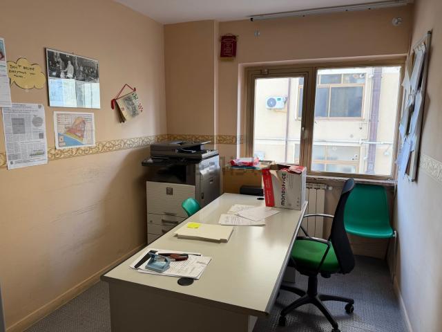 Appartamento in vendita di 77 m² in Via Aurelia Nord, 8