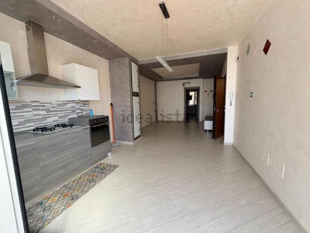 Appartamento in vendita di 77 m² in Via C. Contorno, 37