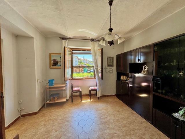 Appartamento in vendita di 77 m² in Via Castellengo, 27