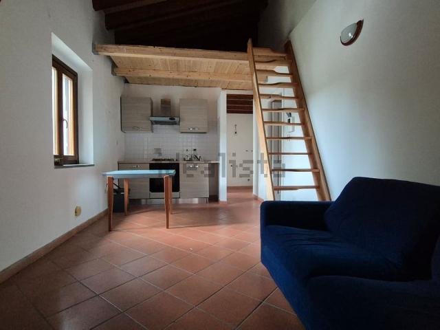 Appartamento in vendita di 77 m² in Via Cassia