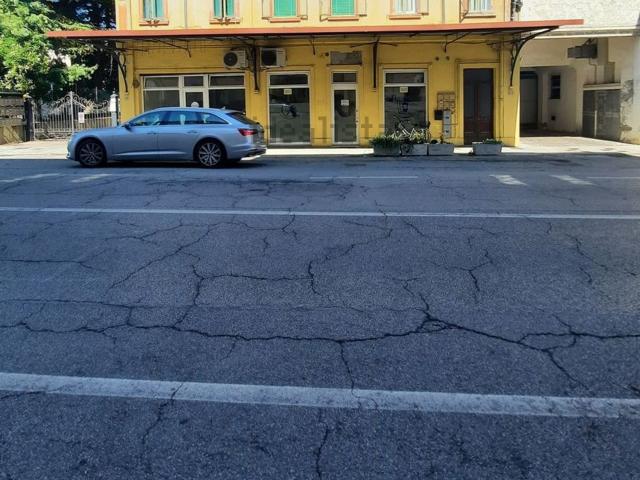 Appartamento in vendita di 77 m² in Via Chieppara, 33
