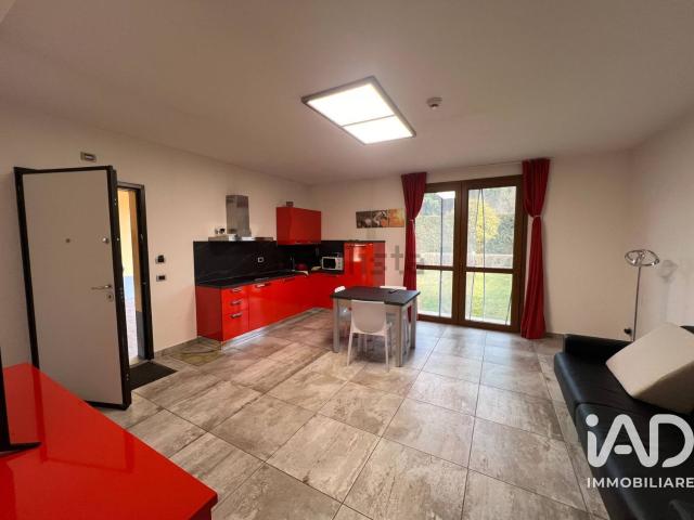 Appartamento in vendita di 77 m² in Via Corgeno, 42