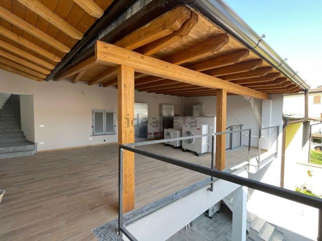 Appartamento in vendita di 77 m² in Via Dante Alighieri