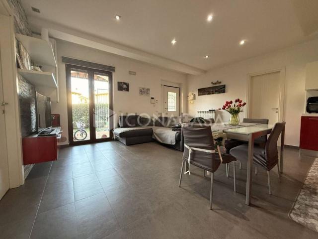 Appartamento in vendita di 77 m² in Via Del Lavoro, 6