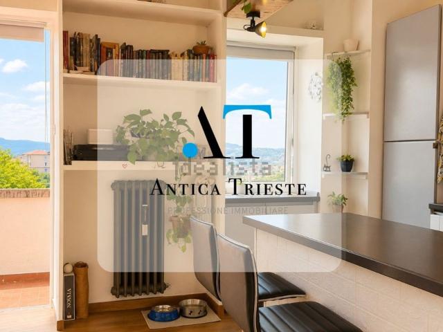 Appartamento in vendita di 77 m² in Via del Molino a Vento, 111