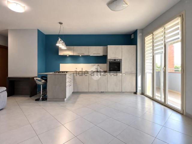 Appartamento in vendita di 77 m² in Via della Colombina, 164