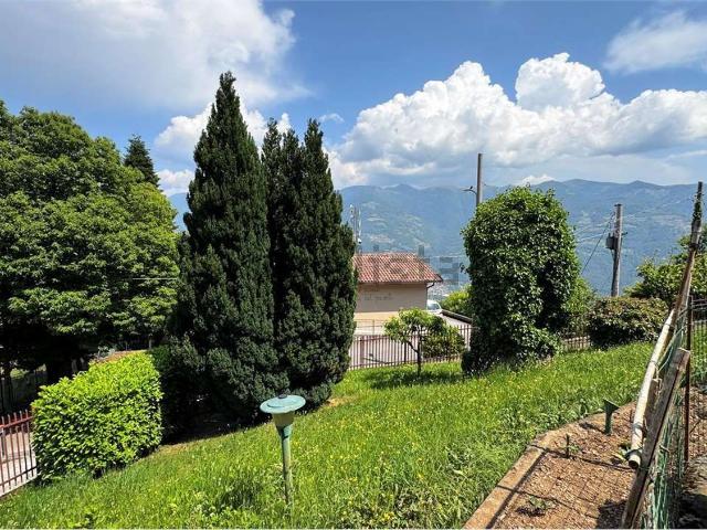 Appartamento in vendita di 77 m² in Via Don Angelo Cocchetti