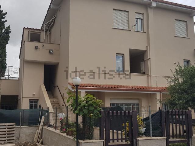 Appartamento in vendita di 77 m² in Via E. Barsanti