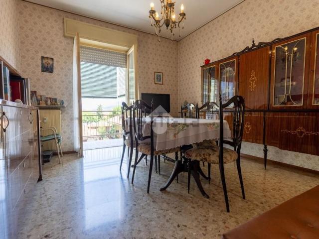 Appartamento in vendita di 77 m² in Via Elia Simone, 3