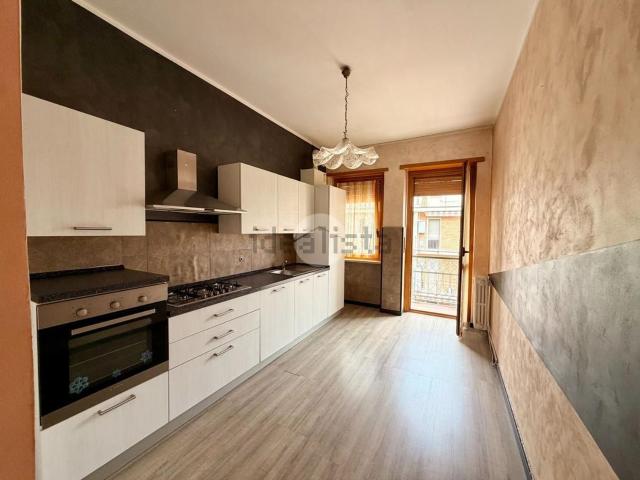 Appartamento in vendita di 77 m² in Via Giosuè Borsi, 117