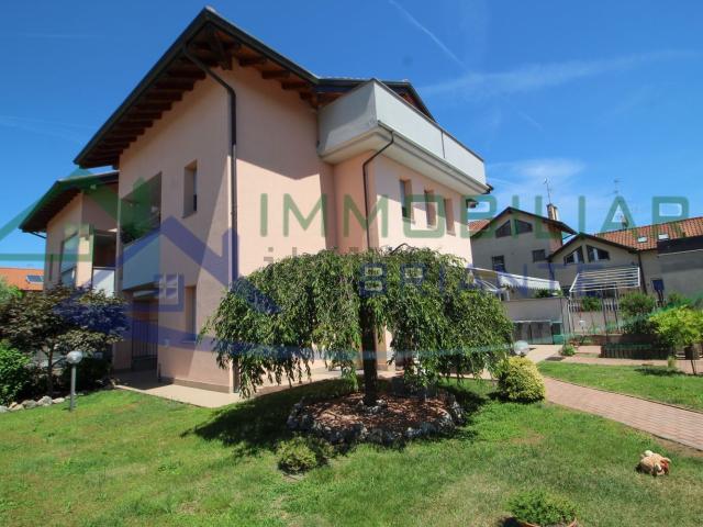 Appartamento in vendita di 77 m² in Via Giacomo Matteotti