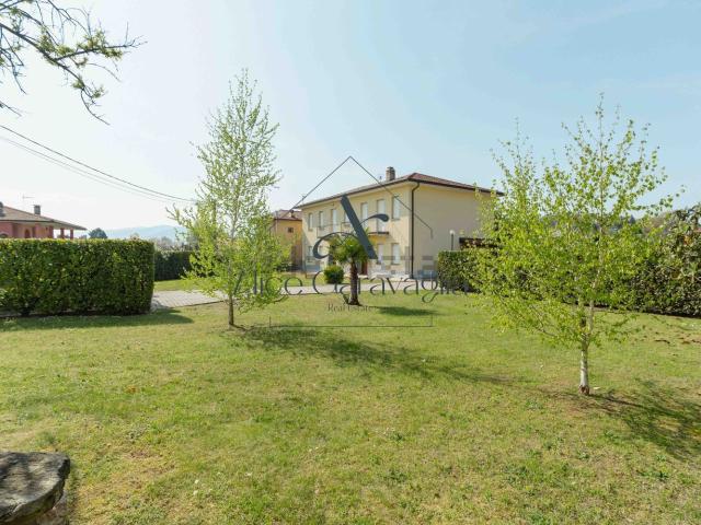 Appartamento in vendita di 77 m² in Via Giacomo Matteotti, 37