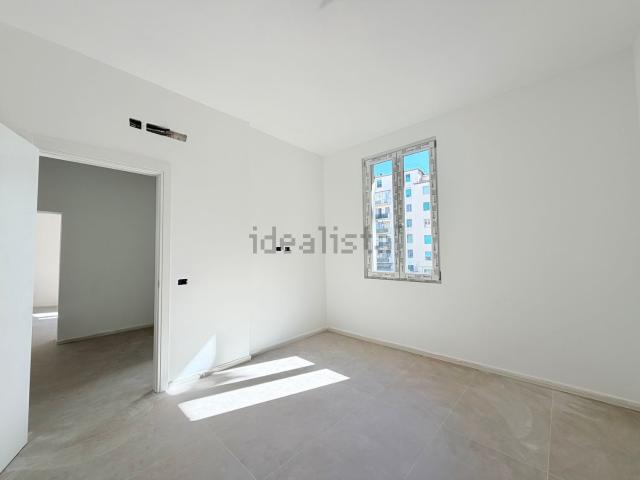 Appartamento in vendita di 77 m² in Via Giuseppe Grandi
