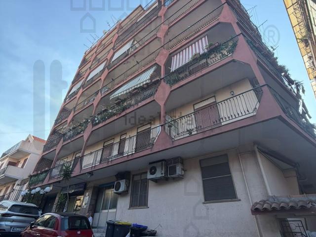 Appartamento in vendita di 77 m² in Via Grattoni