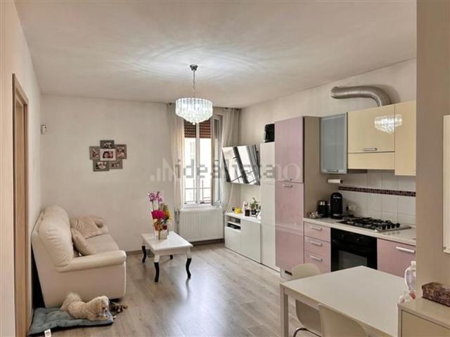 Appartamento in vendita di 77 m² in Via Indipendenza