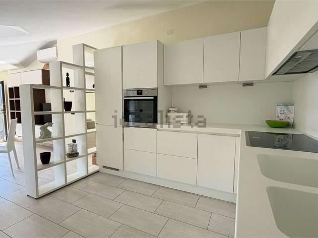 Appartamento in vendita di 77 m² in Via Indro Montanelli