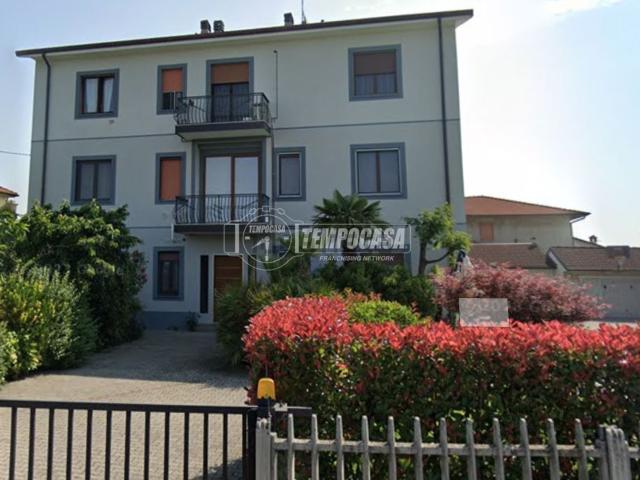 Appartamento in vendita di 77 m² in Via IV Novembre, 35