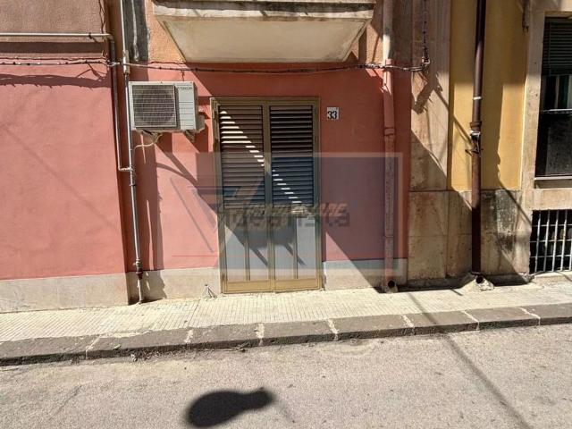 Appartamento in vendita di 77 m² in Via Milano