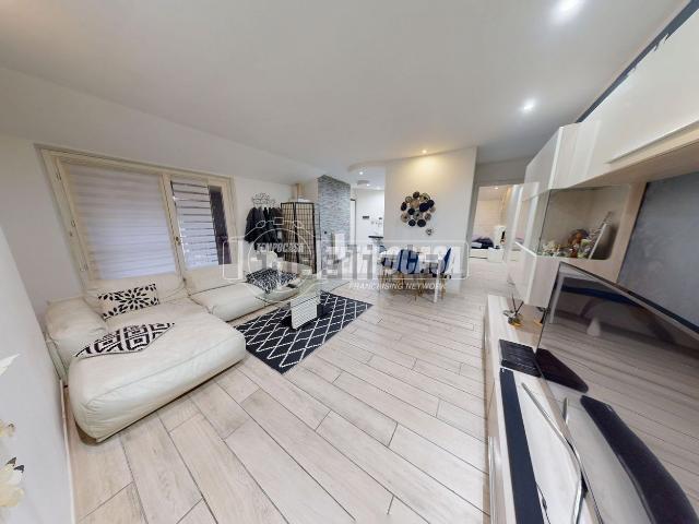 Appartamento in vendita di 77 m² in Via Milano, 9