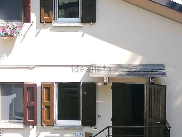 Appartamento in vendita di 77 m² in Via MONTALBANO, 271