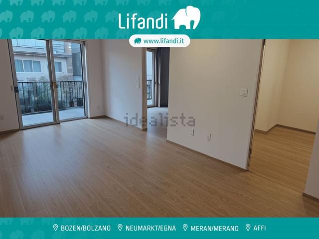 Appartamento in vendita di 77 m² in Via Molini