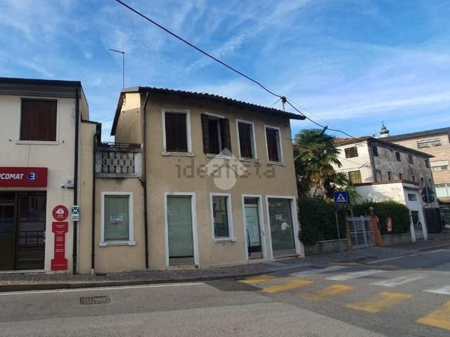 Appartamento in vendita di 77 m² in Via Nazionale, 1